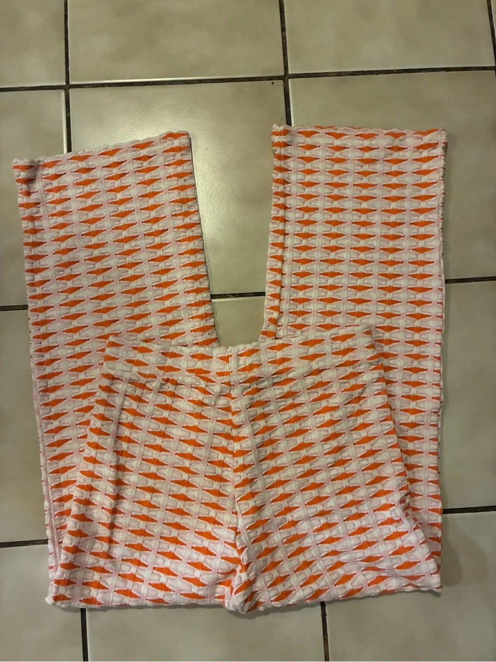 Zara Orange and White Patterned Wide-Leg Knit Pants - Picture 5 of 5